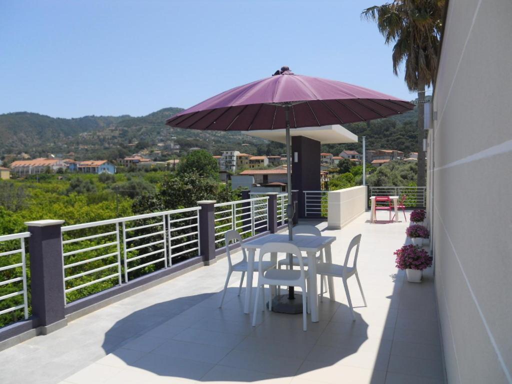 Selenite Villa Capo dʼOrlando Стая снимка